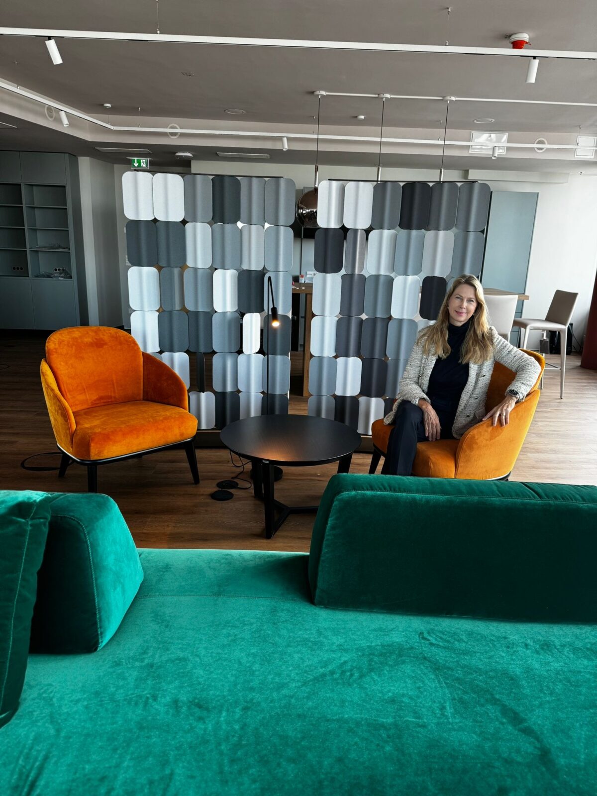 Retail Business Lounge Interior Design Retail Business Lounge Interior Design